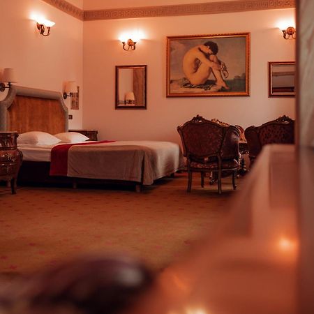 Hotel Ambasada Boleslawiec بوليسلافيتش المظهر الخارجي الصورة