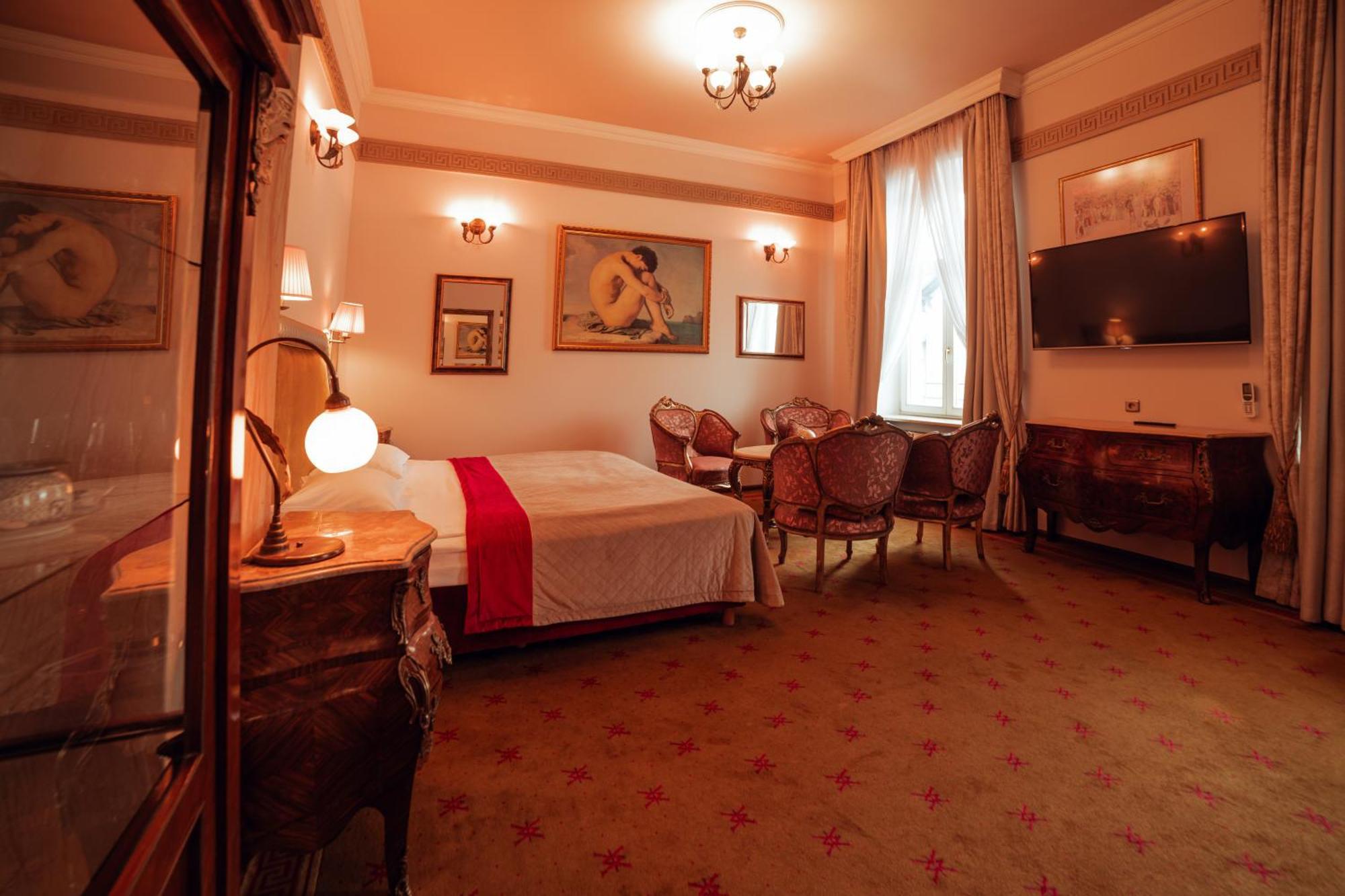 Hotel Ambasada Boleslawiec بوليسلافيتش المظهر الخارجي الصورة