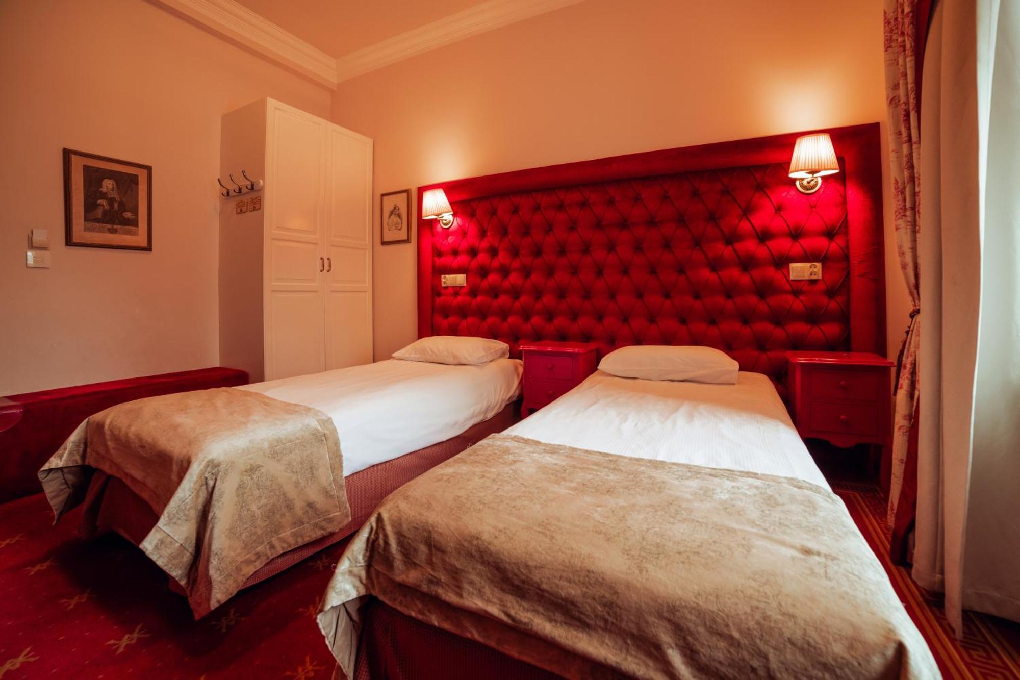 Hotel Ambasada Boleslawiec بوليسلافيتش المظهر الخارجي الصورة