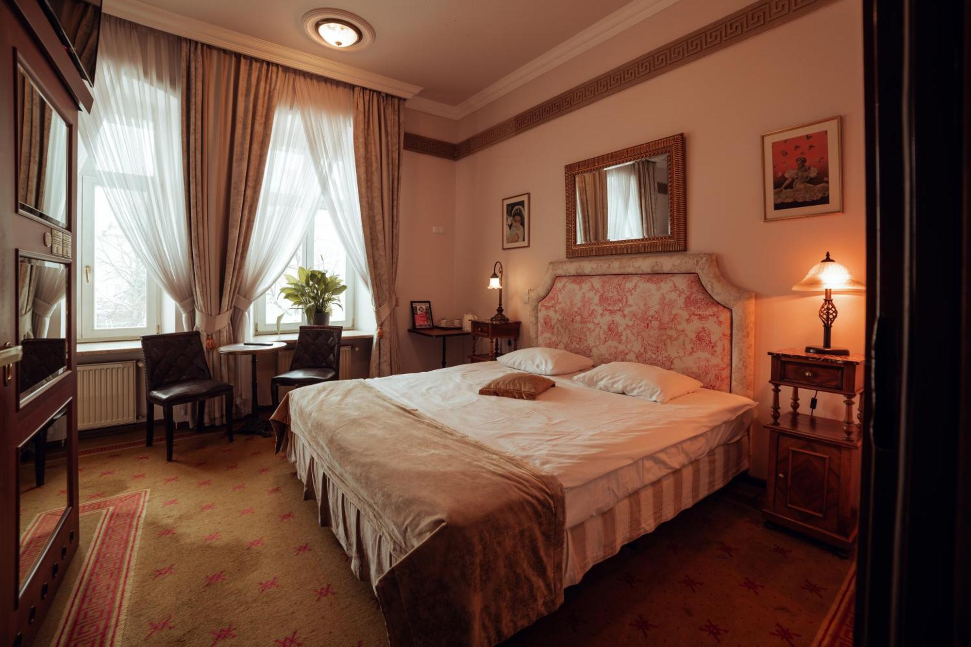Hotel Ambasada Boleslawiec بوليسلافيتش المظهر الخارجي الصورة