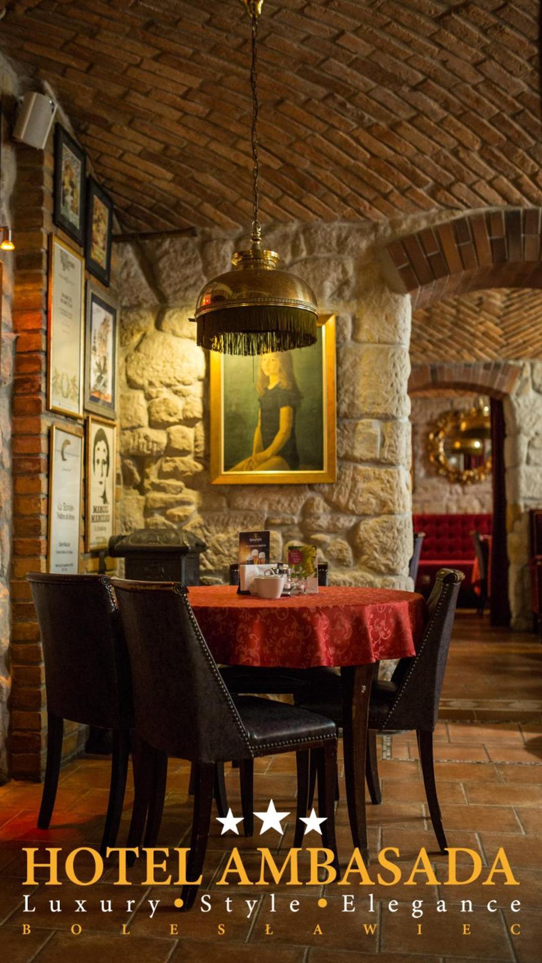 Hotel Ambasada Boleslawiec بوليسلافيتش المظهر الخارجي الصورة