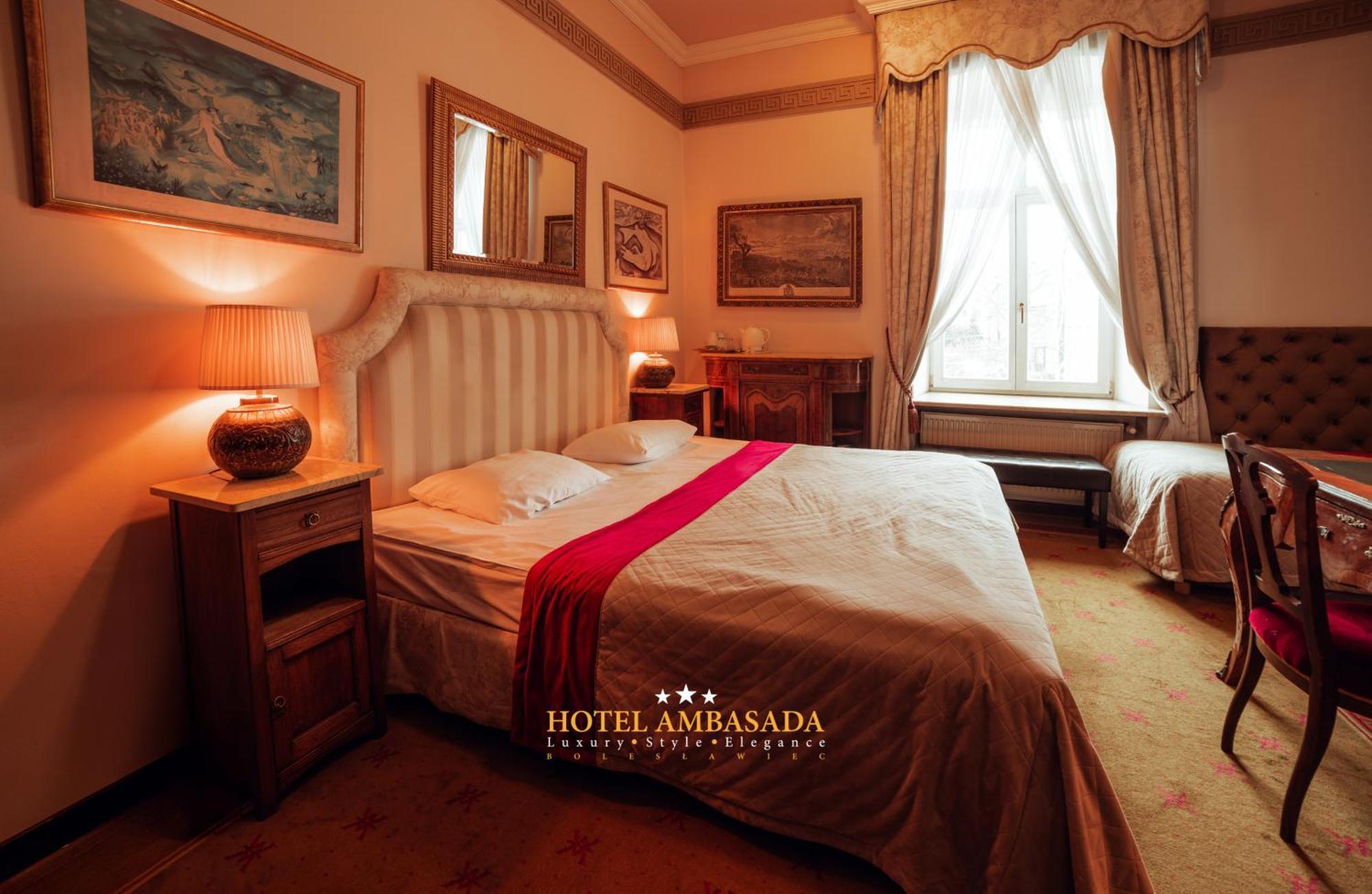 Hotel Ambasada Boleslawiec بوليسلافيتش المظهر الخارجي الصورة